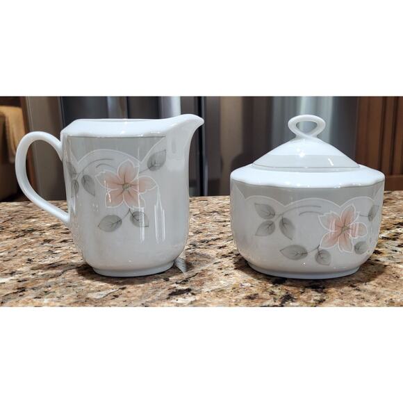 Sissi Winterling China Creamer and Sugar Bowl Set Pink Floral Germany - Picture 1 of 16